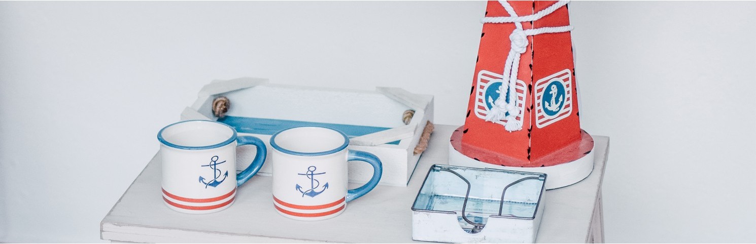 mugs, vaisselle nautique, porcelaine, céramique, verres marins, plateaux, table marine